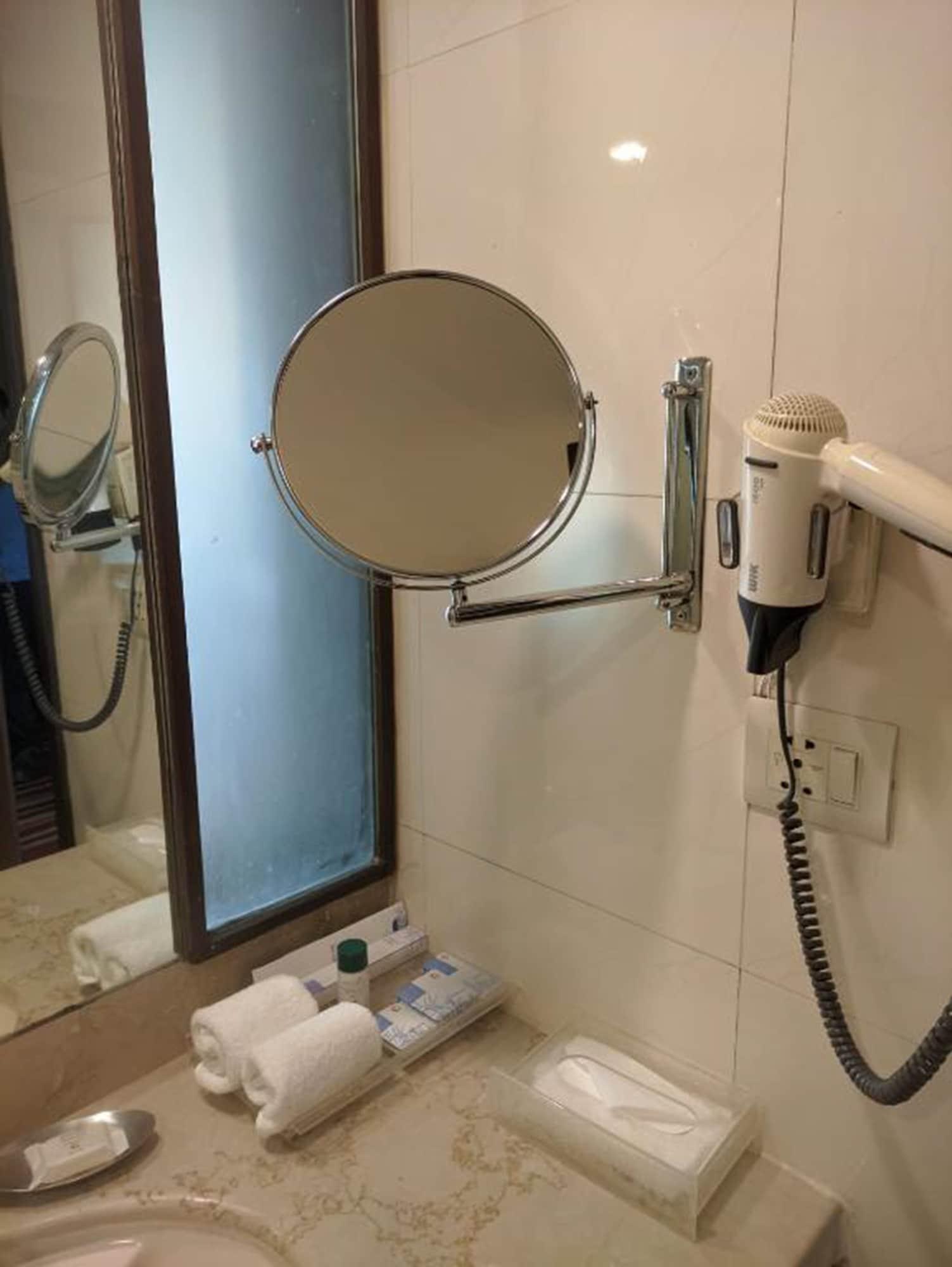 Fortune Select Global, Gurugram - Member Itc Hotels' Group Gurgaon Exterior foto